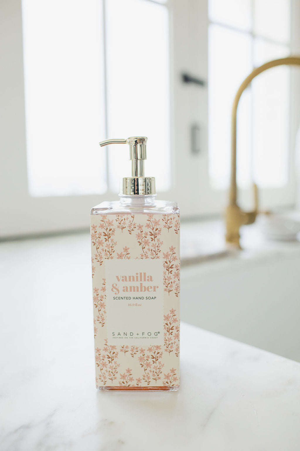 Nourishing Vanilla & Amber 16.9 oz Liquid Hand Soap