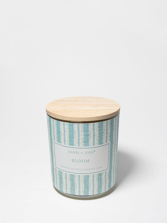 Cozy Bloom 10 oz scented candle